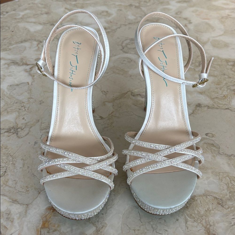 Betsey Johnson White Aden Platform Dress Heeled Sandals Ankle Strap Faux Pearls - Picture 7 of 13